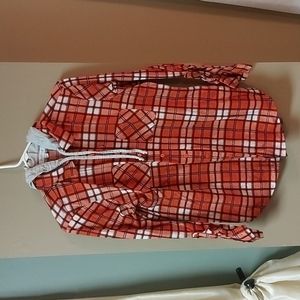 MyStyle flannel longsleeve buttonup with hood